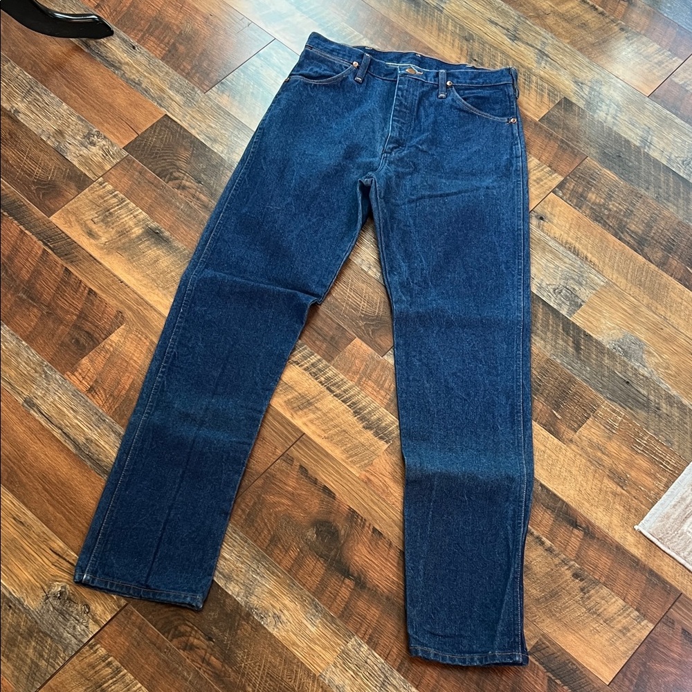 vintage Wrangler 13MWZ Cowboy Cut jeans  made in the USA 32x34